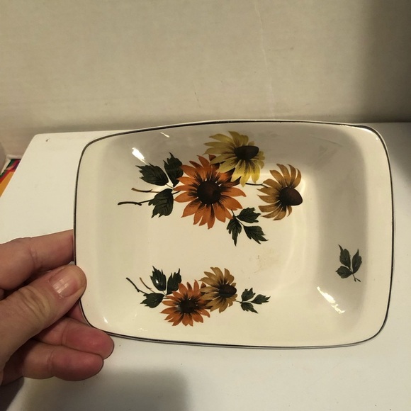 Midwinter Stylecraft Ceramic small serving bowls-preloved, good shape - Picture 2 of 7